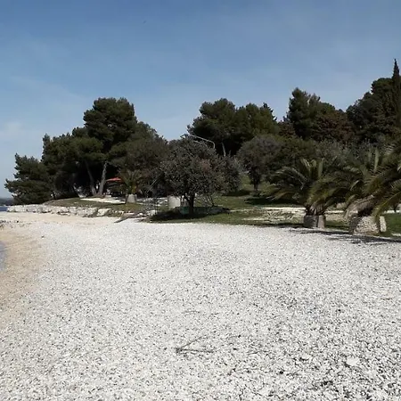 Holiday home Mobile Cinzia Pula