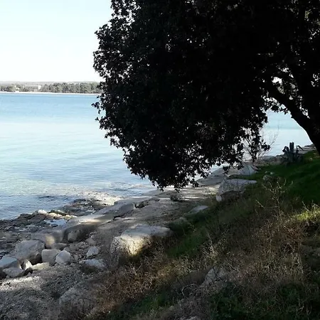 Holiday home Mobile Cinzia *